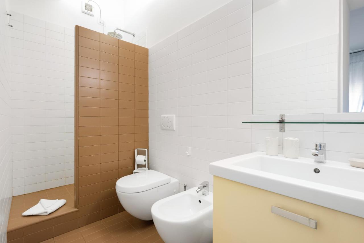 Flats4Rent Delia Apartment Verona Bagian luar foto