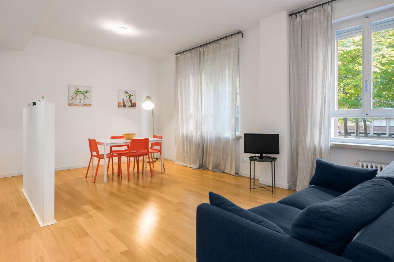 Flats4Rent Delia Apartment Verona Bagian luar foto